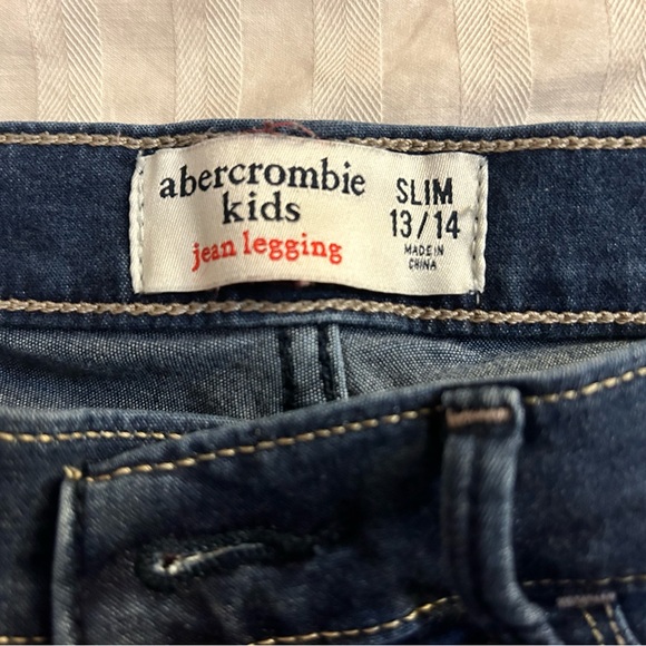 Abercrombie Kids Girl Jean Leggings Size 13/14 Slim - Picture 2 of 7